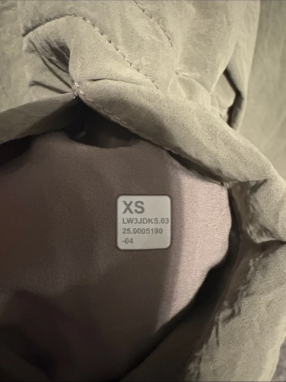 Lululemon Crinkle Nylon Cinchable Jacket